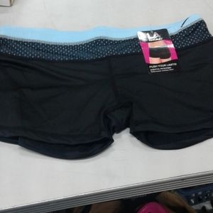 LA Gear workout short